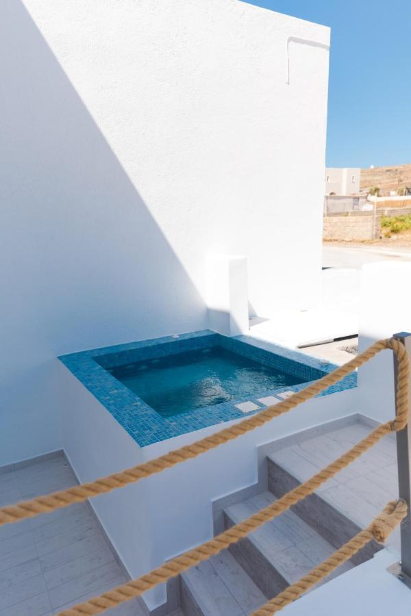 The Tree Houses Santorini Перисса Экстерьер фото